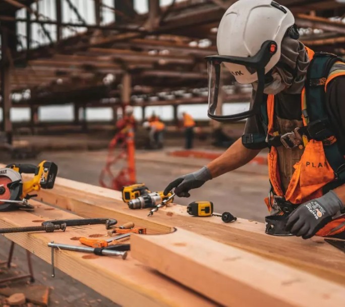 Rebrote del dólar post-electoral y la inminente reforma laboral de Milei: Salario por mérito y paritarias por empresa